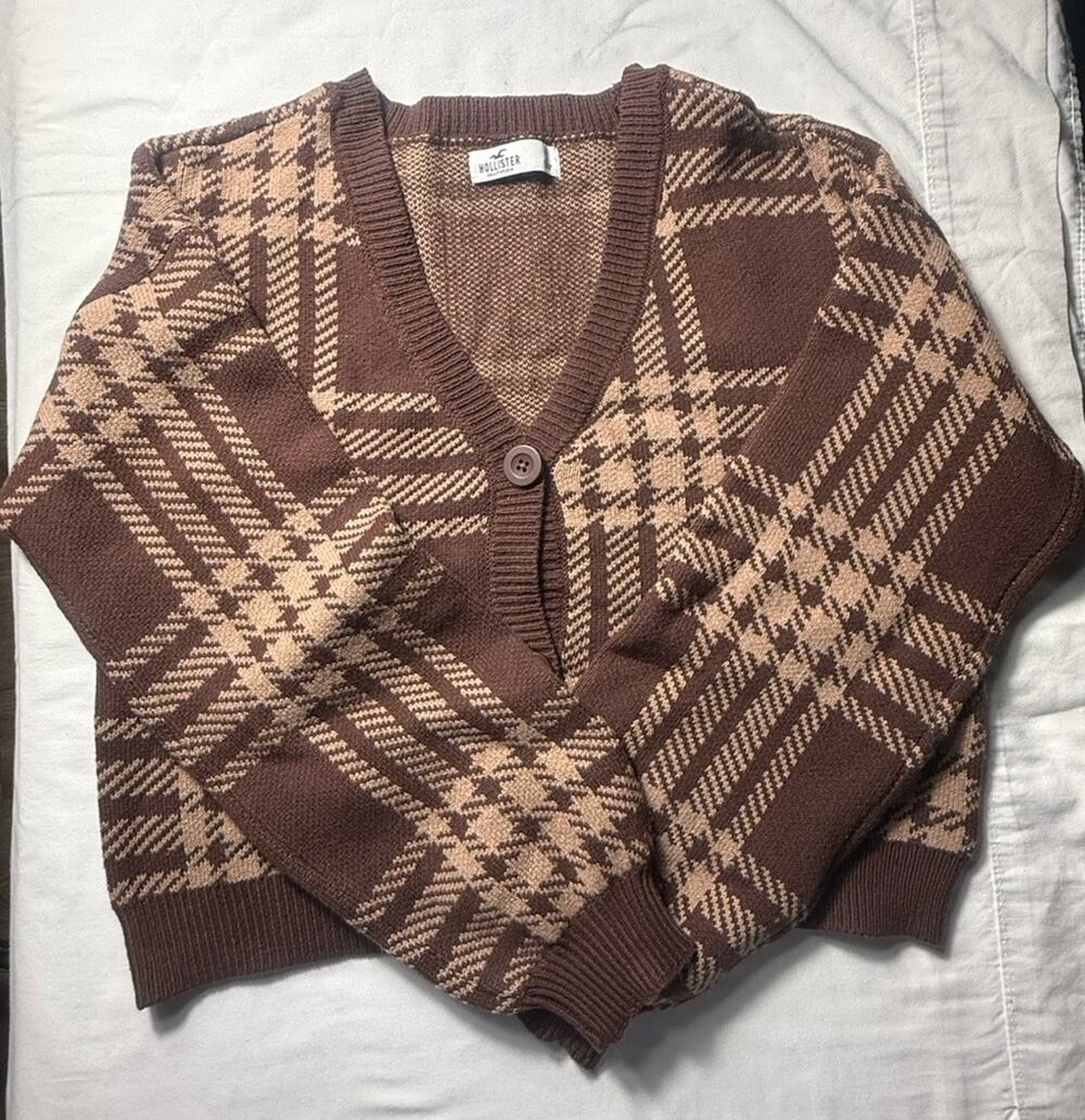 Hollister Plaid Cropped Cardigan Brown Tan Button Up V Neck